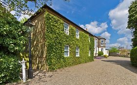 Stuart House Hotel